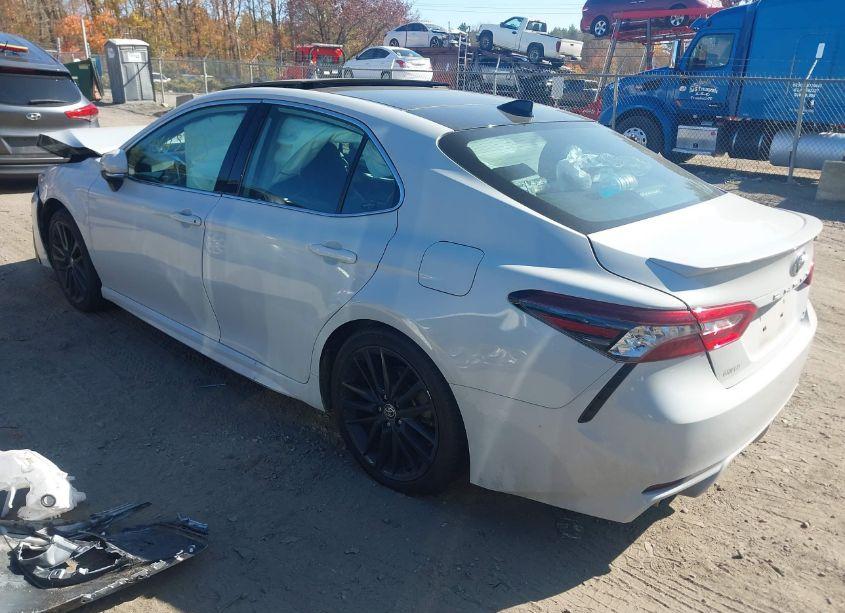 Photo 3 of 2022 Toyota Camry XSE AWD (VIN 4T1K61BK2NU049708)