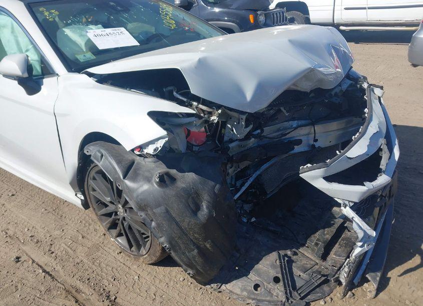 Photo 6 of 2022 Toyota Camry XSE AWD (VIN 4T1K61BK2NU049708)