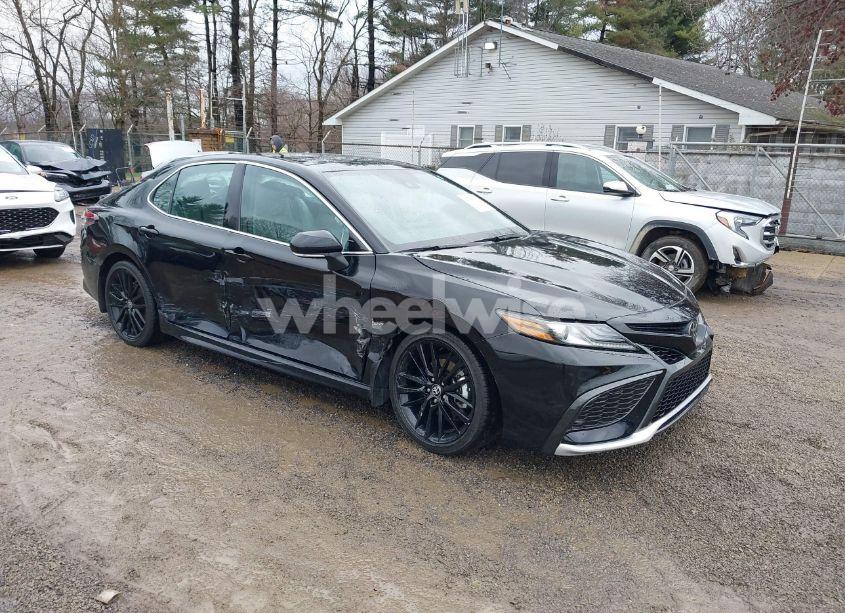 2023 Toyota Camry XSE AWD (VIN 4T1K61BK2PU107514) main photo