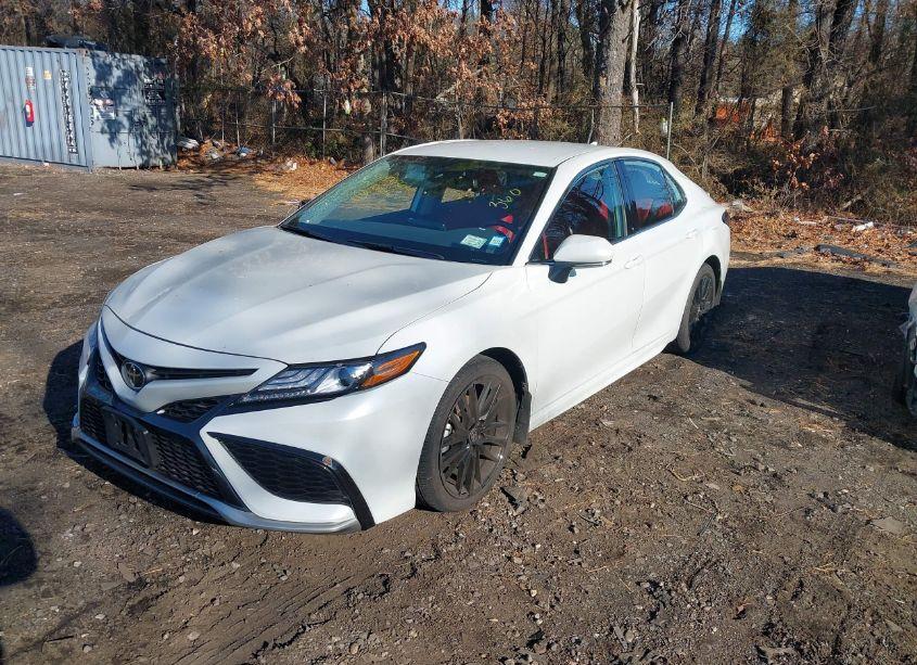 Photo 2 of 2024 Toyota Camry XSE (VIN 4T1K61BK2RU127071)