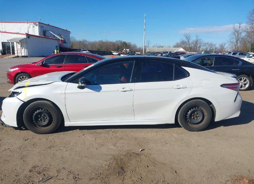 Photo 14 of 2020 Toyota Camry XSE AWD (VIN 4T1K61BK3LU004290)