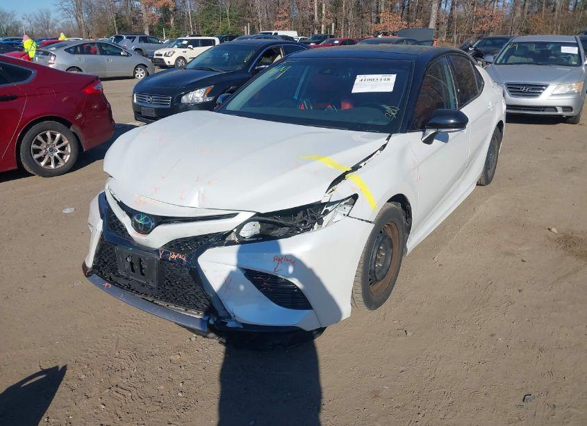 Photo 2 of 2020 Toyota Camry XSE AWD (VIN 4T1K61BK3LU004290)