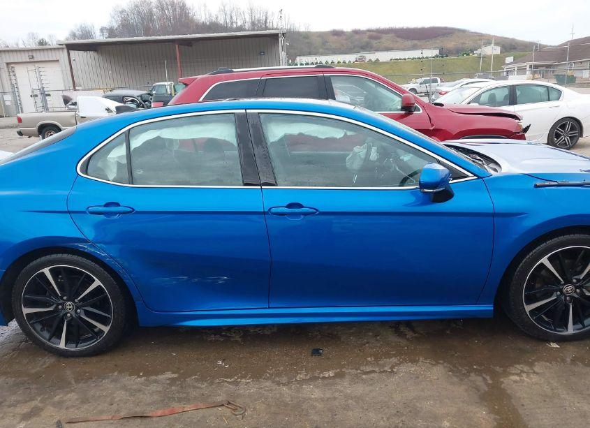 Photo 13 of 2020 Toyota Camry XSE AWD (VIN 4T1K61BK3LU015421)