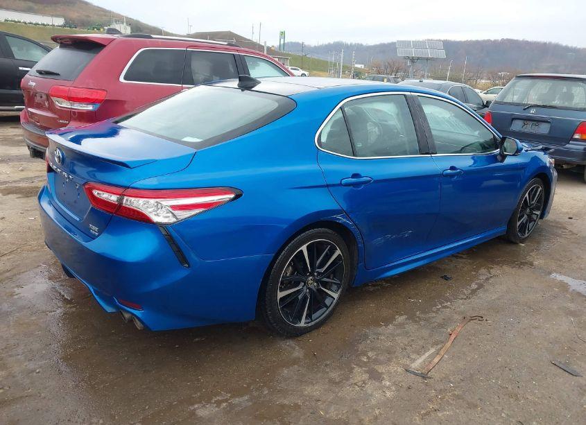 Photo 4 of 2020 Toyota Camry XSE AWD (VIN 4T1K61BK3LU015421)