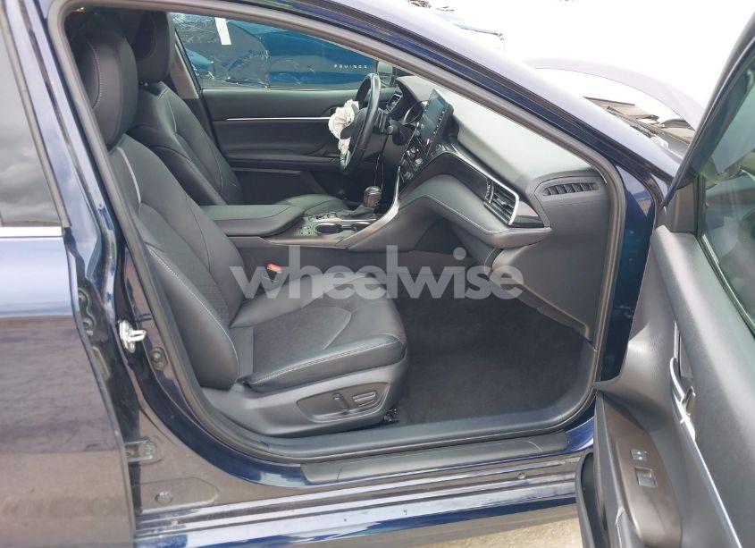 Photo 5 of 2021 Toyota Camry XSE AWD (VIN 4T1K61BK3MU021138)