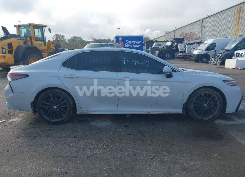 Photo 13 of 2023 Toyota Camry XSE AWD (VIN 4T1K61BK3PU089489)