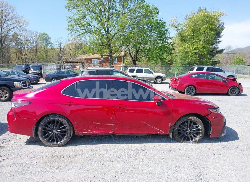 Photo 13 of 2021 Toyota Camry XSE AWD (VIN 4T1K61BK4MU035758)