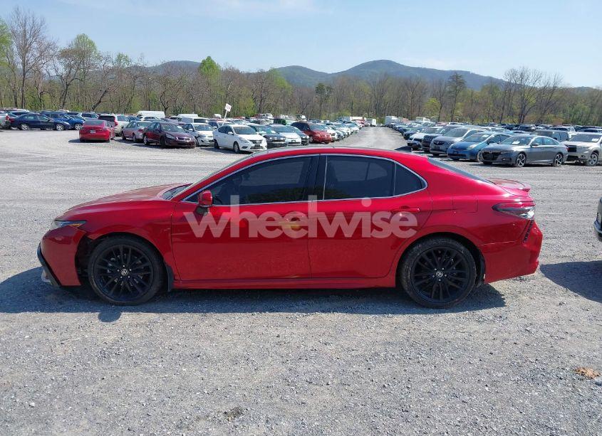 Photo 14 of 2021 Toyota Camry XSE AWD (VIN 4T1K61BK4MU035758)