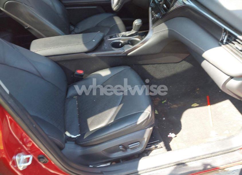 Photo 5 of 2021 Toyota Camry XSE AWD (VIN 4T1K61BK4MU035758)