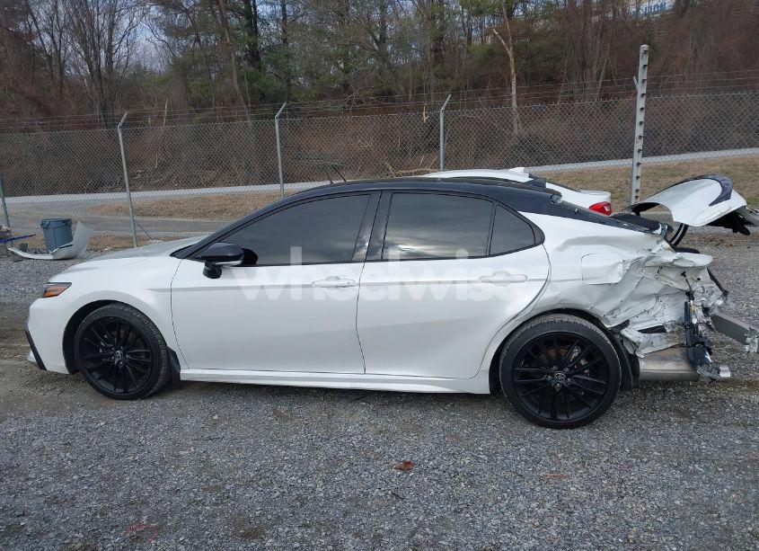 Photo 14 of 2021 Toyota Camry XSE AWD (VIN 4T1K61BK4MU044721)