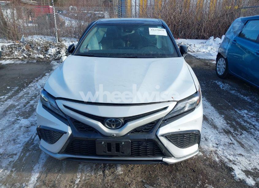 Photo 13 of 2024 Toyota Camry XSE (VIN 4T1K61BK4RU116346)