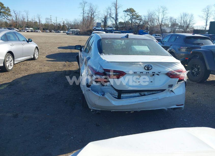 Photo 16 of 2022 Toyota Camry XSE AWD (VIN 4T1K61BK5NU062811)