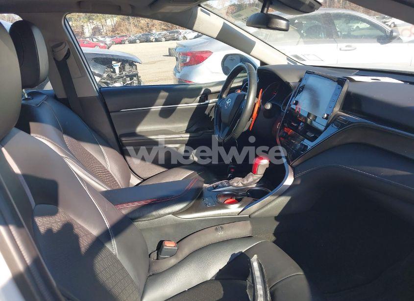 Photo 5 of 2022 Toyota Camry XSE AWD (VIN 4T1K61BK5NU062811)