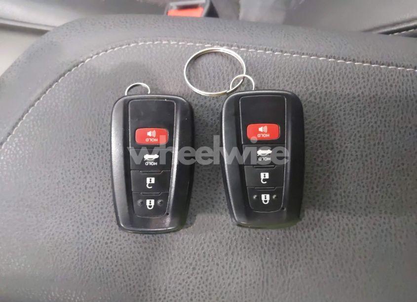 Photo 11 of 2022 Toyota Camry XSE (VIN 4T1K61BK6NU057181)