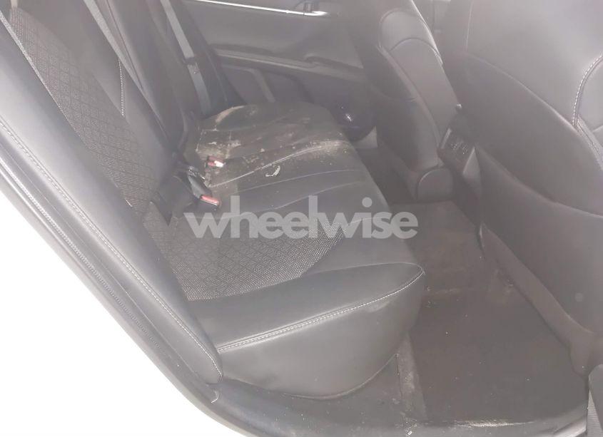 Photo 8 of 2022 Toyota Camry XSE (VIN 4T1K61BK6NU057181)