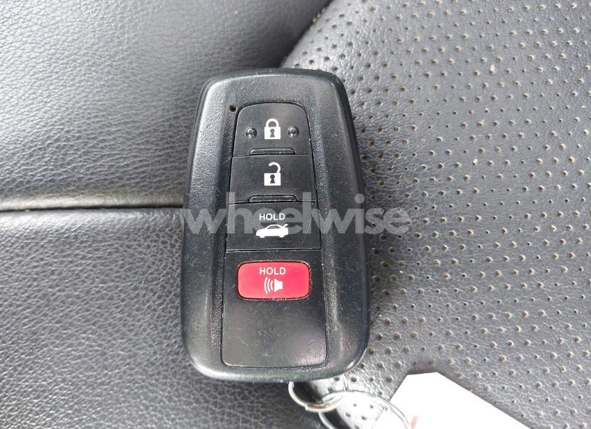 Photo 11 of 2021 Toyota Camry XSE AWD (VIN 4T1K61BK7MU019912)