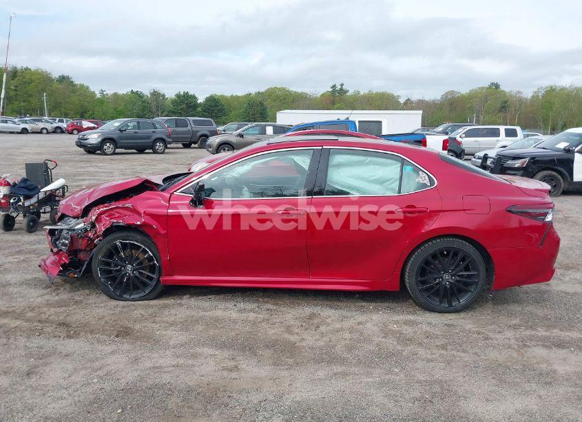 Photo 15 of 2021 Toyota Camry XSE AWD (VIN 4T1K61BK7MU019912)