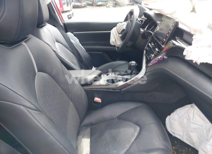 Photo 5 of 2021 Toyota Camry XSE AWD (VIN 4T1K61BK7MU019912)