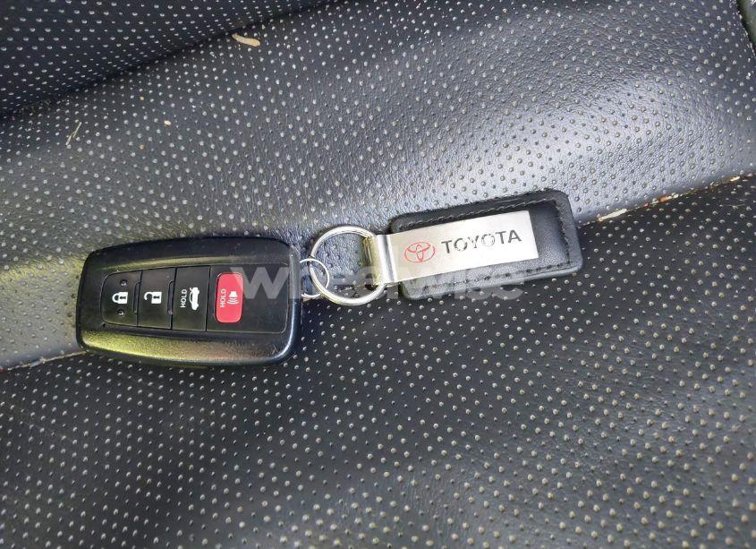 Photo 11 of 2021 Toyota Camry XSE AWD (VIN 4T1K61BK7MU031588)