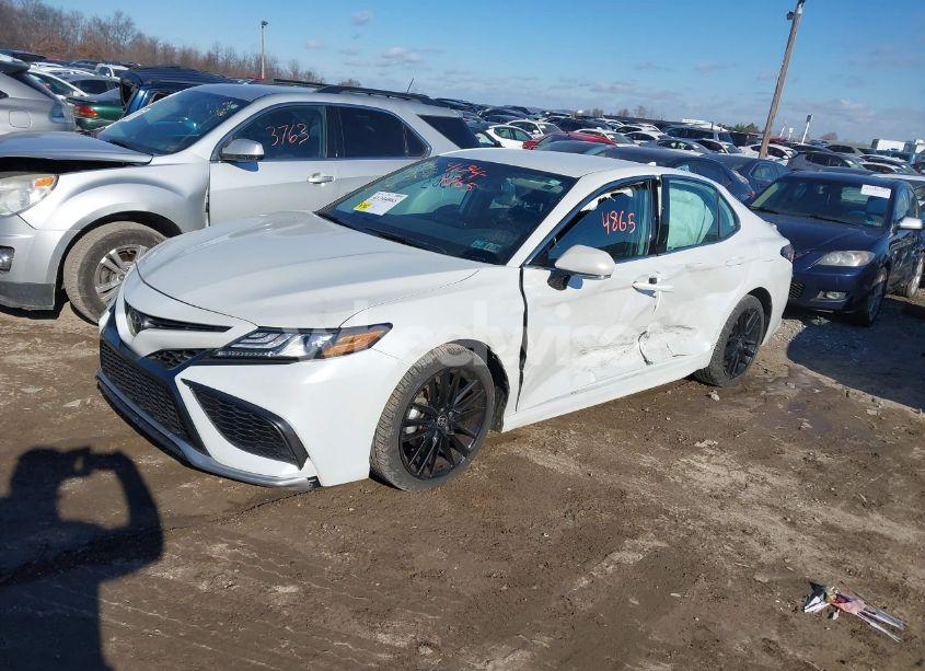 Photo 2 of 2021 Toyota Camry XSE AWD (VIN 4T1K61BK7MU031588)