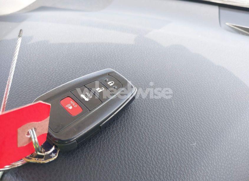 Photo 11 of 2021 Toyota Camry XSE AWD (VIN 4T1K61BK7MU037469)