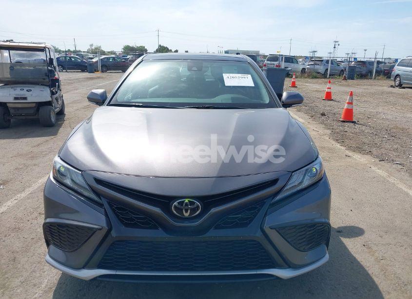 Photo 12 of 2021 Toyota Camry XSE AWD (VIN 4T1K61BK7MU037469)