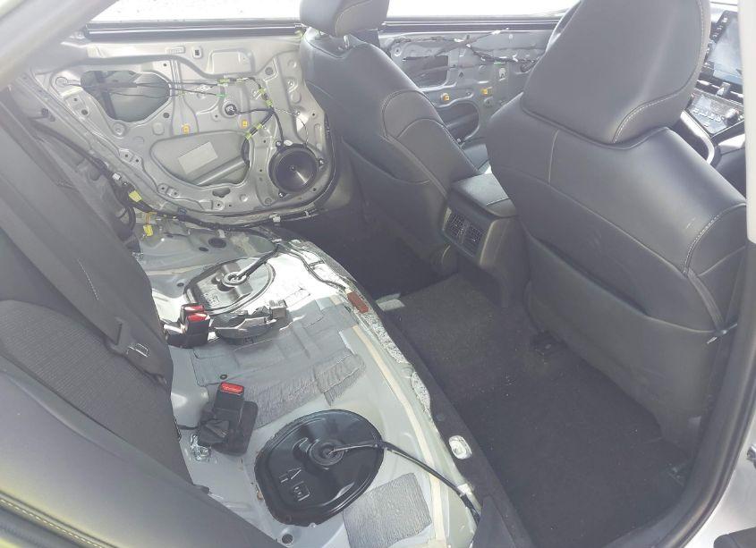 Photo 8 of 2022 Toyota Camry XSE AWD (VIN 4T1K61BK7NU062633)