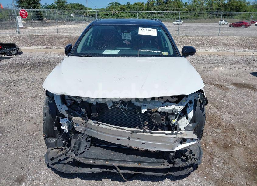 Photo 12 of 2021 Toyota Camry XSE AWD (VIN 4T1K61BK8MU032555)