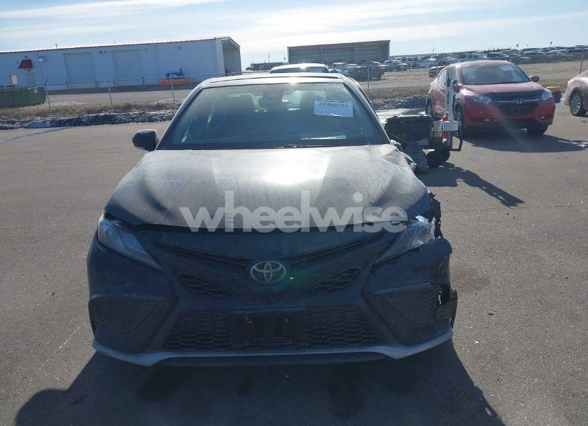 Photo 12 of 2022 Toyota Camry XSE AWD (VIN 4T1K61BK8NU063080)