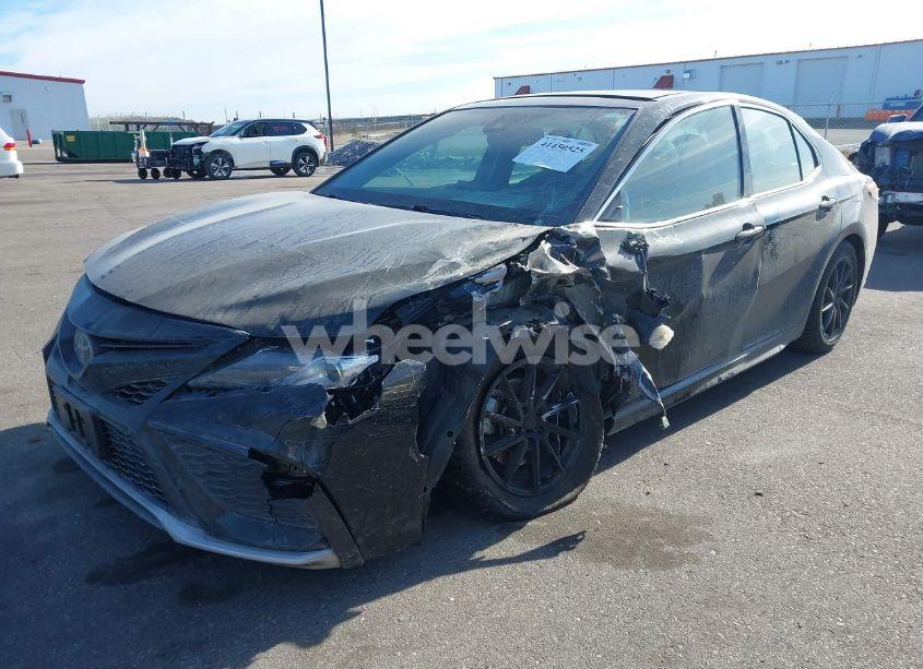 Photo 6 of 2022 Toyota Camry XSE AWD (VIN 4T1K61BK8NU063080)