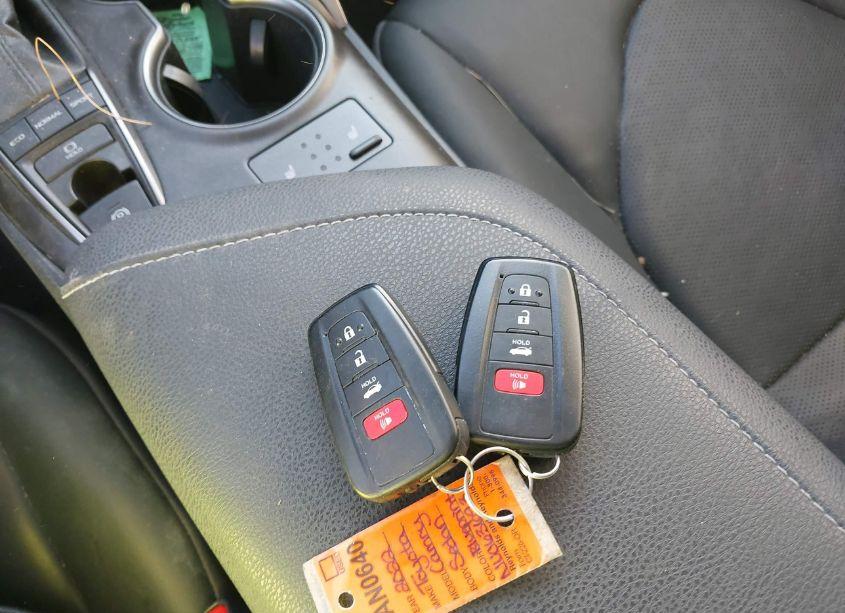 Photo 11 of 2022 Toyota Camry XSE AWD (VIN 4T1K61BK8NU063693)