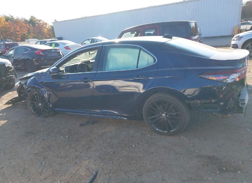 Photo 15 of 2022 Toyota Camry XSE AWD (VIN 4T1K61BK8NU063693)