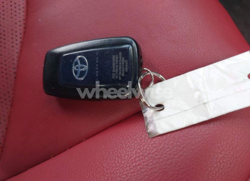 Photo 11 of 2020 Toyota Camry XSE (VIN 4T1K61BK9LU015293)