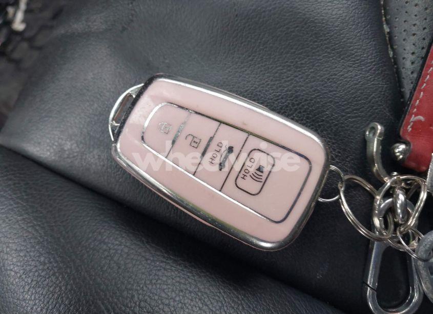 Photo 11 of 2022 Toyota Camry XSE AWD (VIN 4T1K61BK9NU062729)