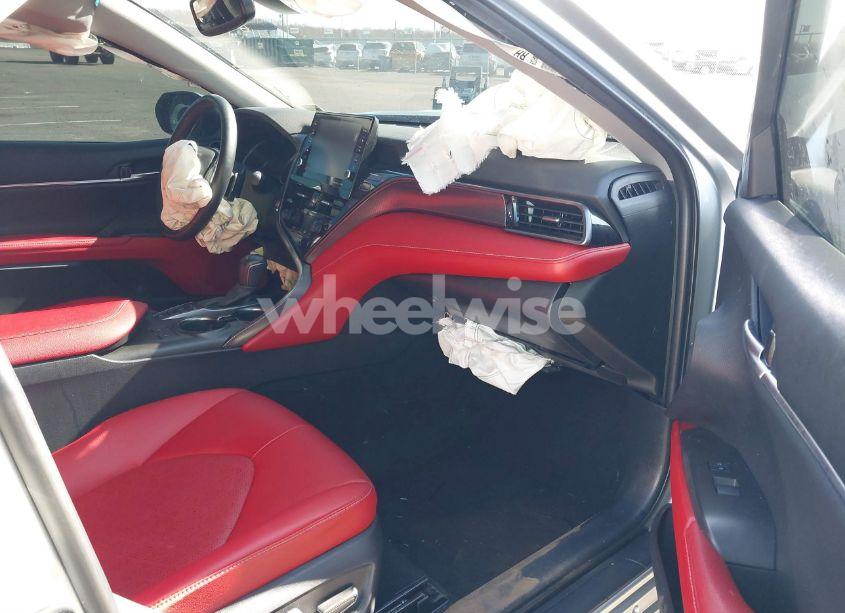 Photo 5 of 2021 Toyota Camry XSE AWD (VIN 4T1K61BKXMU037756)