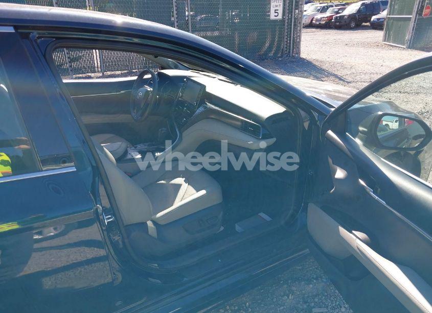 Photo 5 of 2021 Toyota Camry XSE (VIN 4T1K61BKXMU040754)