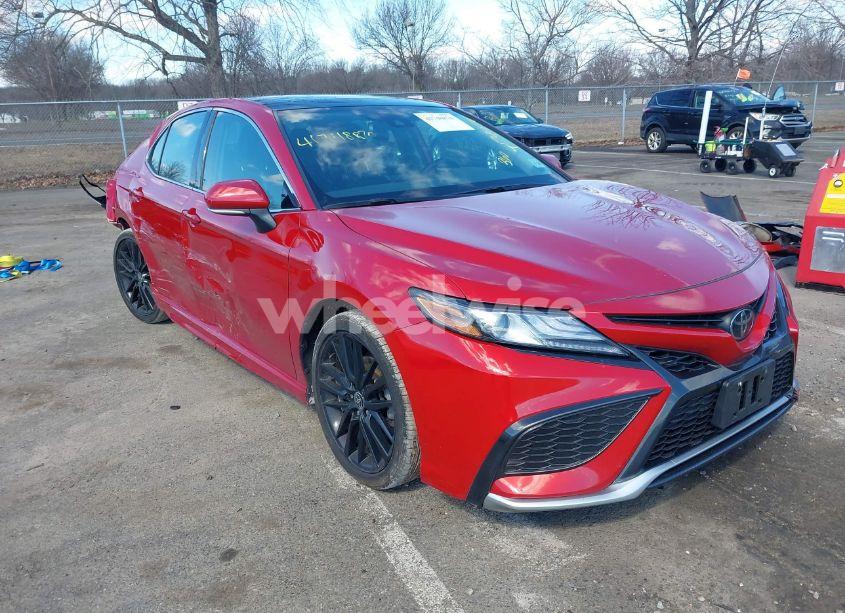 2021 Toyota Camry XSE AWD (VIN 4T1K61BKXMU041158) main photo