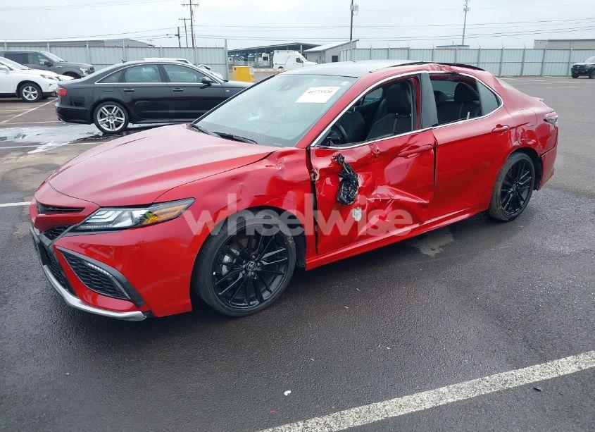 Photo 2 of 2022 Toyota Camry XSE AWD (VIN 4T1K61BKXNU068748)