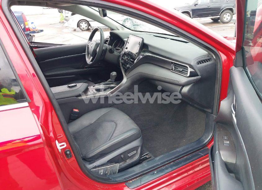 Photo 5 of 2022 Toyota Camry XSE AWD (VIN 4T1K61BKXNU068748)