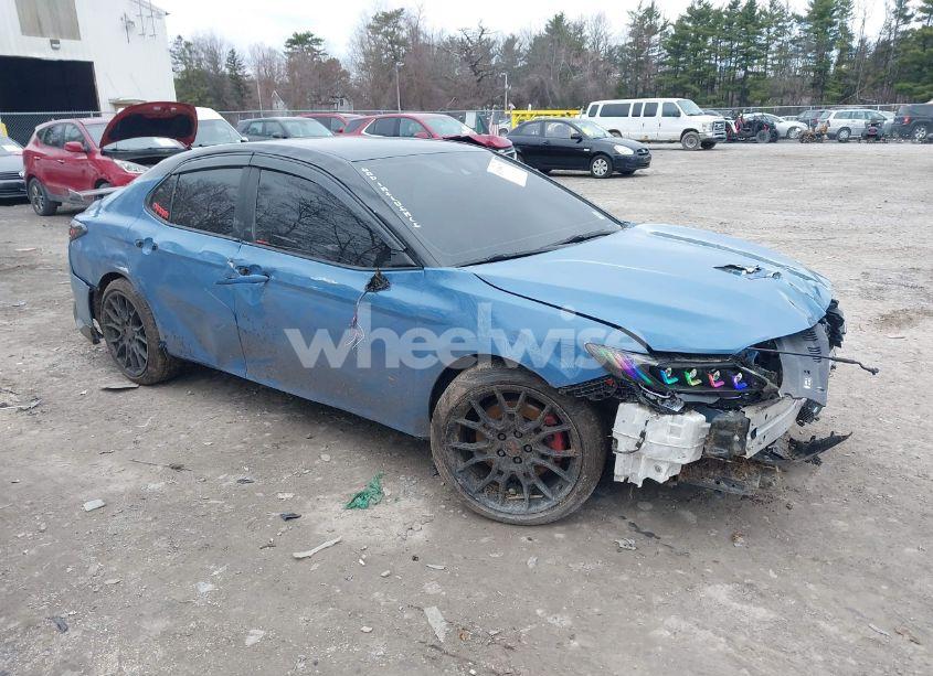 2022 Toyota Camry TRD (VIN 4T1KZ1AK1NU071580) main photo