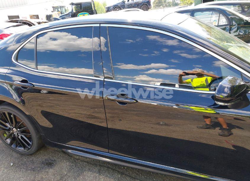 Photo 13 of 2022 Toyota Camry XSE V6 (VIN 4T1KZ1AK2NU064511)