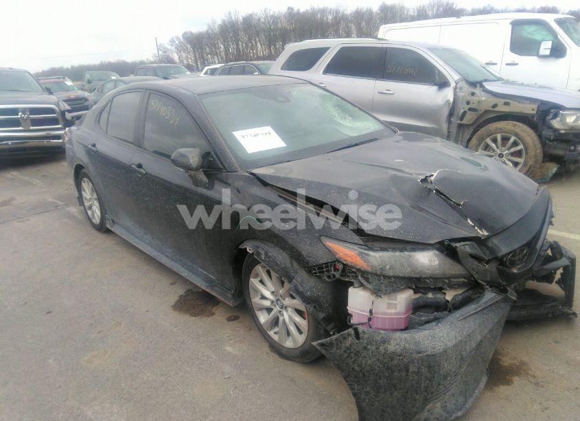 2022 Toyota Camry TRD (VIN 4T1KZ1AK2NU064850) main photo