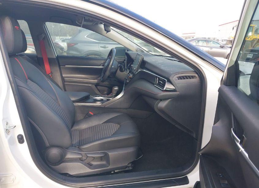 Photo 5 of 2022 Toyota Camry TRD (VIN 4T1KZ1AK2NU066940)