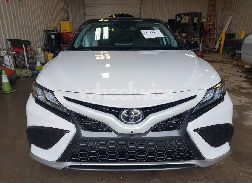 Photo 12 of 2022 Toyota Camry XSE V6 (VIN 4T1KZ1AK2NU067053)