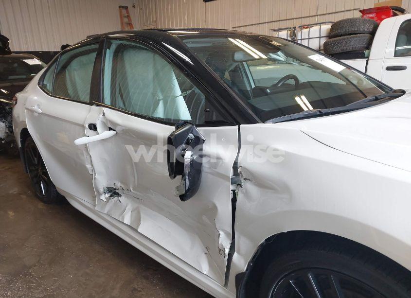 Photo 6 of 2022 Toyota Camry XSE V6 (VIN 4T1KZ1AK2NU067053)