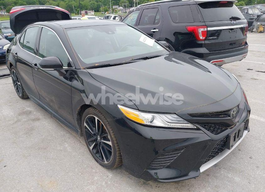 2020 Toyota Camry TRD/XSE (VIN 4T1KZ1AK3LU037668) main photo