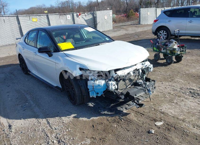 2022 Toyota Camry TRD (VIN 4T1KZ1AK3NU065781) main photo