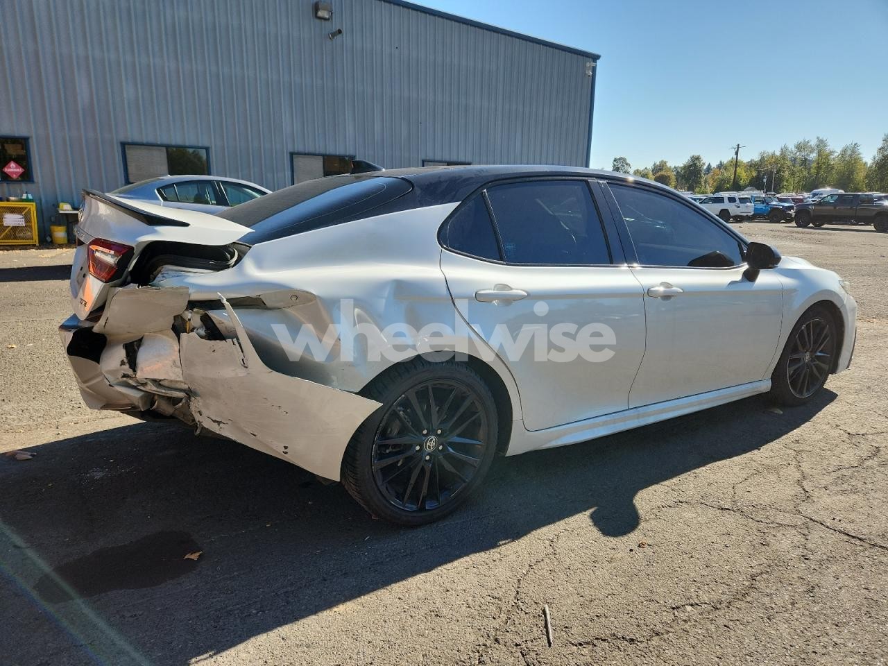 Photo 3 of 2022 TOYOTA CAMRY TRD (VIN 4T1KZ1AK3NU069295)