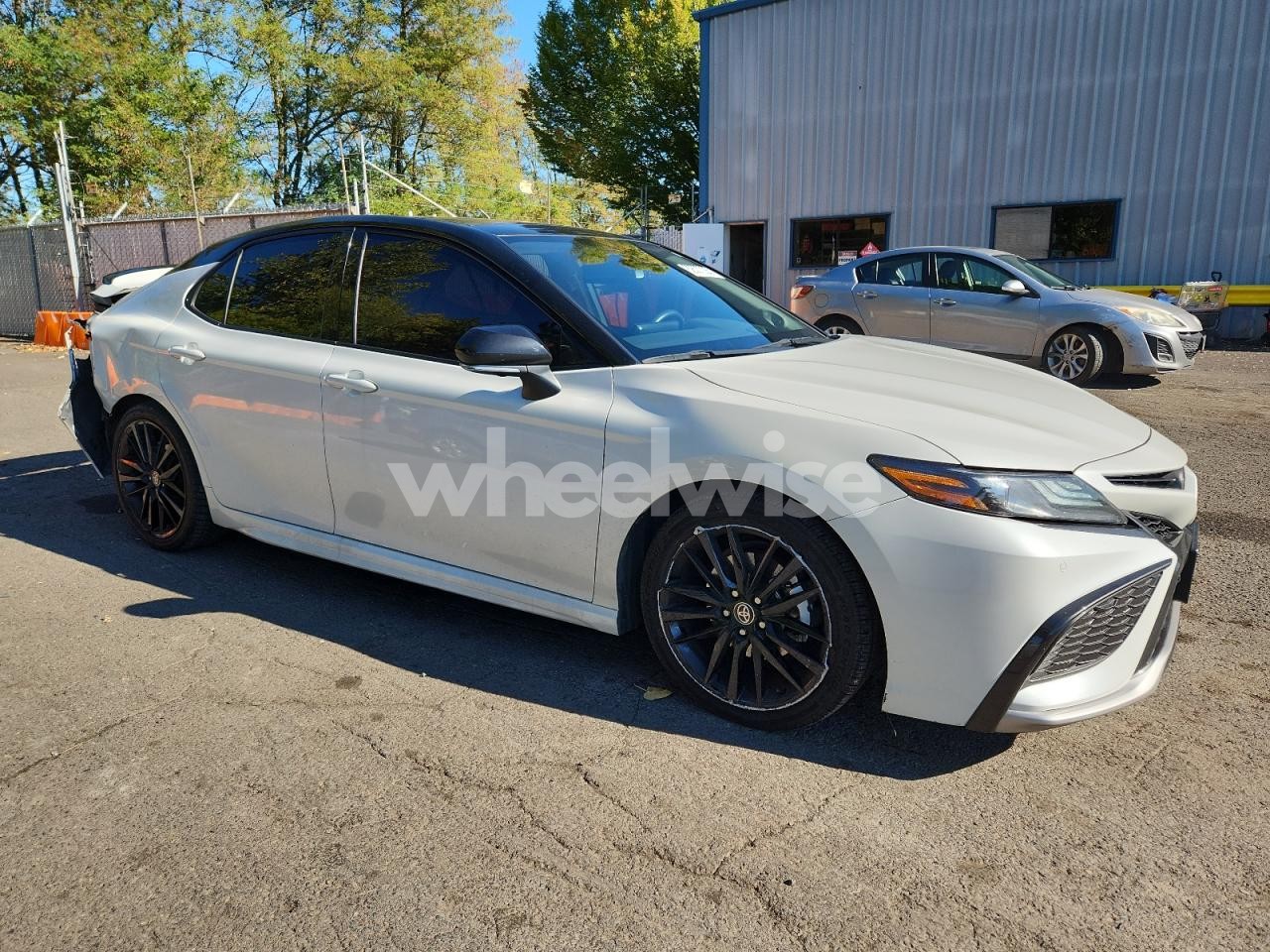 Photo 4 of 2022 TOYOTA CAMRY TRD (VIN 4T1KZ1AK3NU069295)
