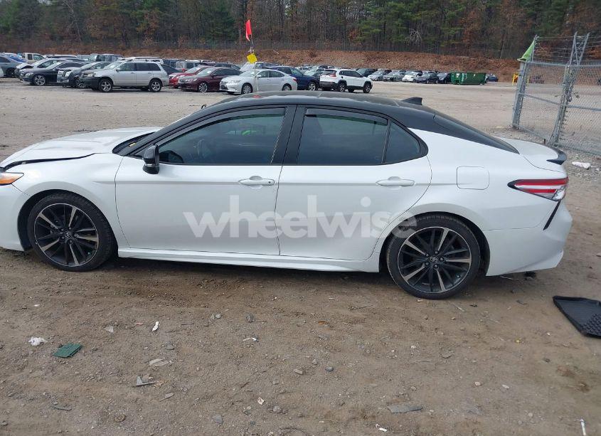 Photo 14 of 2020 Toyota Camry XSE V6 (VIN 4T1KZ1AK4LU039168)